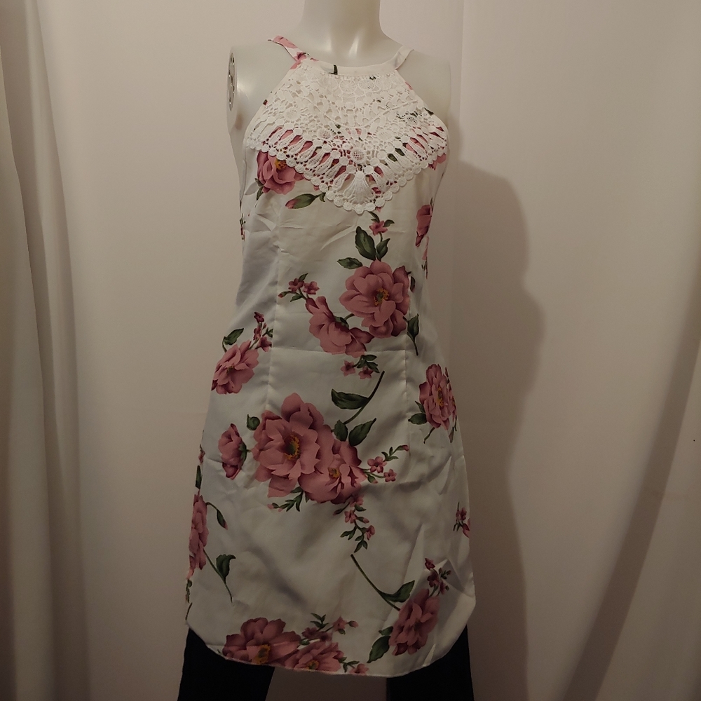 FANCYQUBE HALTER TOP